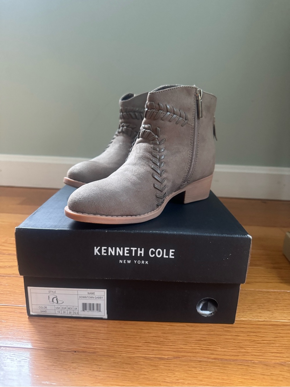 Kenneth Cole Taupe Suede Braided Ankle Boots - Girls Sz 13